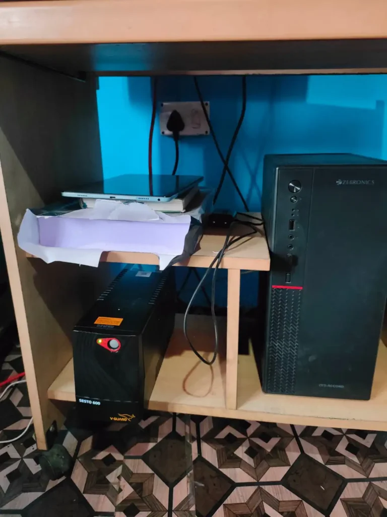 V-Guard SESTO 600 UPS compact desk placement next to CPU