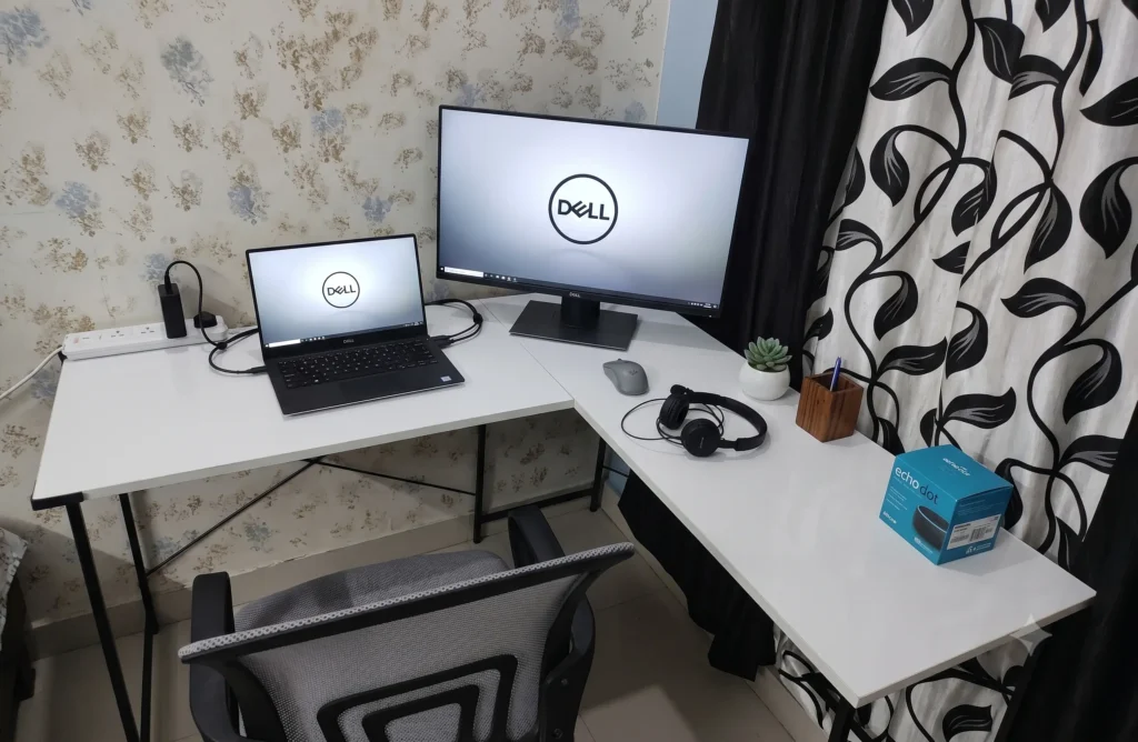 dual monitor setup for trading desk under 15000